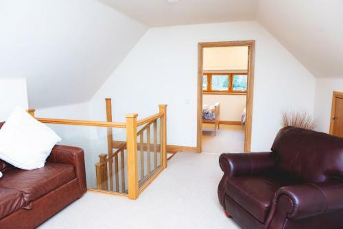 Clovenstone Lodges