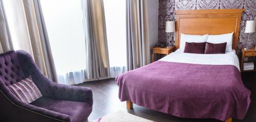 Pymgate Lodge Airport Hotel