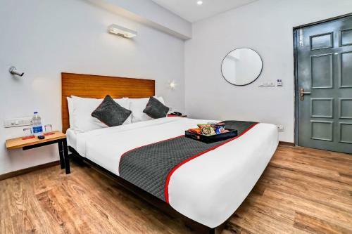 Hotel Oyo Townhouse 053 Patrakar Puram