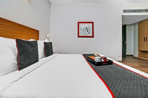 Hotel Oyo Townhouse 053 Patrakar Puram