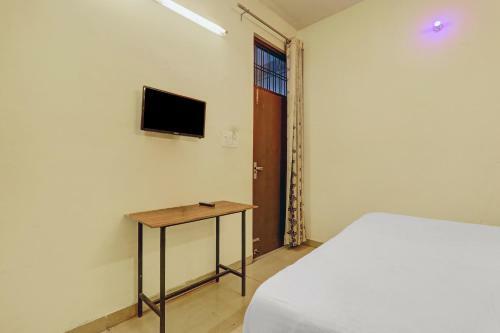 Oyo 85333 Hotel Delight Inn