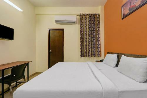 Oyo 85333 Hotel Delight Inn
