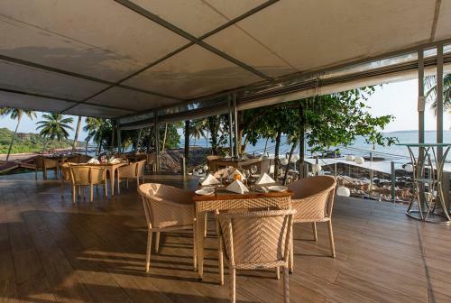Bed & Breakfast Room In A Beach Resort