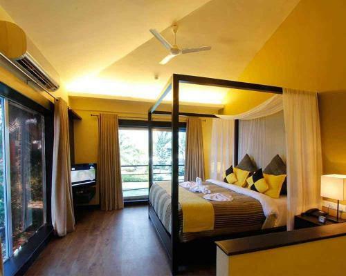 Bed & Breakfast Room In A Beach House