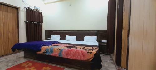 Hotel Yamuna Vilas