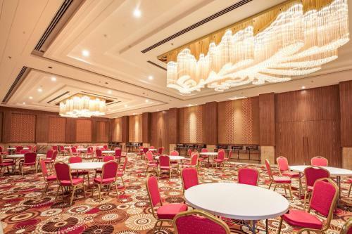 Hotel Lalita Grand