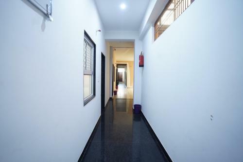Hotel G S Palace By Wb Inn