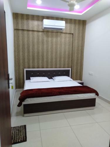 Hotel No Problem Guest House
