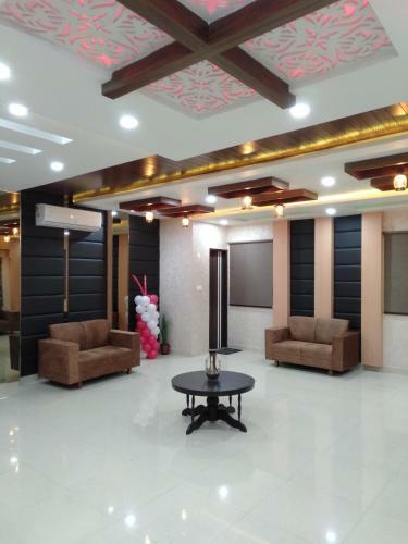 Hotel No Problem Guest House