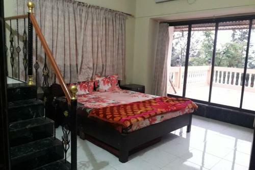 Villa Gold Next With Swimming Pool 6 Bhk