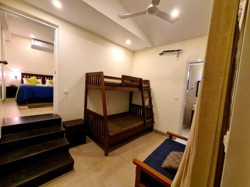 Antilia Villa - Luxurious/ac/swimming Pool