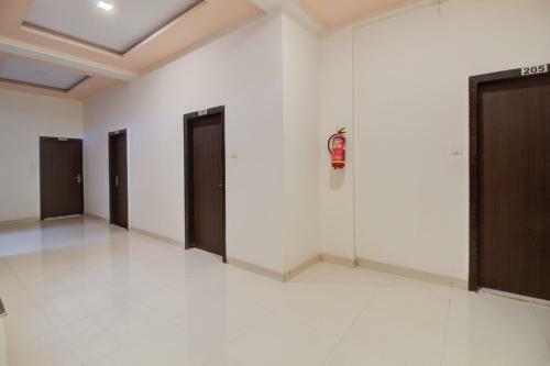 Hotel Oyo Flagship 15466 Cm Palace