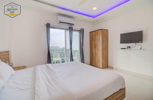 The Mountain Mist Hotel