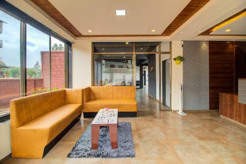 Hotel Mountain Breeze, Mahabaleshwar