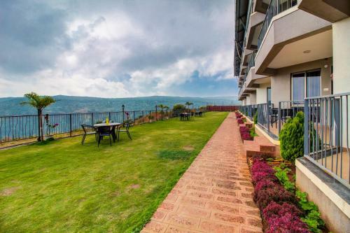 Hotel Mountain Breeze, Mahabaleshwar
