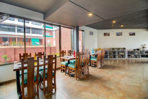Hotel Mountain Breeze, Mahabaleshwar