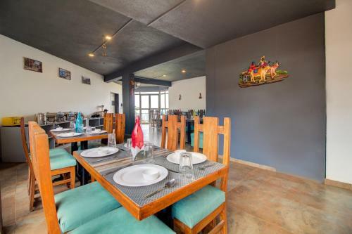 Hotel Mountain Breeze, Mahabaleshwar