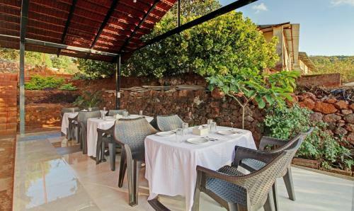 Hotel Treebo Trend Raaya Regency