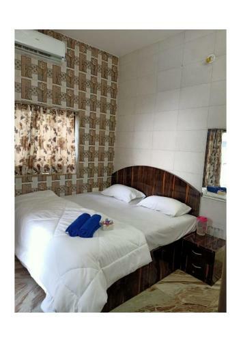 S Pool Villa Near Mapro