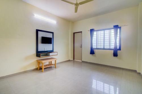 Oyo 60015 Hotel Saee Residency