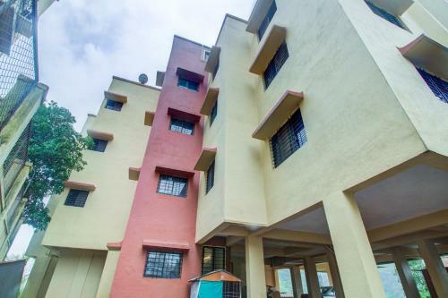 Oyo 60015 Hotel Saee Residency