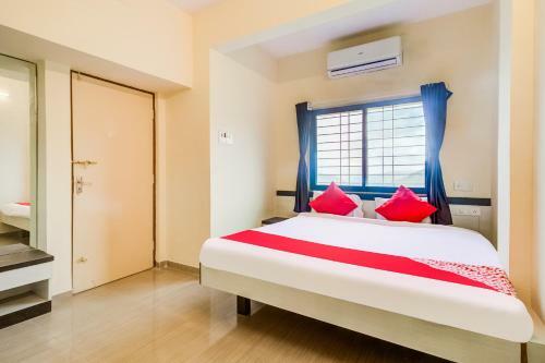 Oyo 60015 Hotel Saee Residency