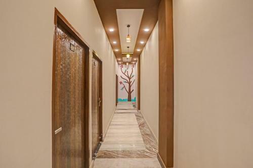 Oyo 85184 Hotel Rex Heritage