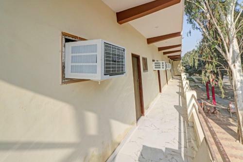 Hotel Oyo 84266 Mahaveer Residency