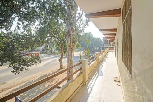 Hotel Oyo 84266 Mahaveer Residency