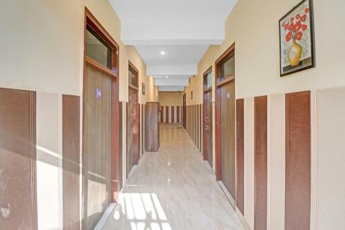 Hotel Oyo 84266 Mahaveer Residency