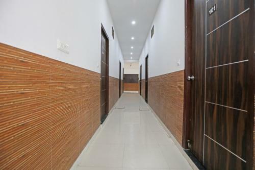 Oyo 86934 Hotel Sweet Elite