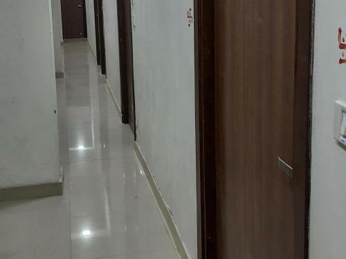 Oyo 85195 Hotel Spark Inn