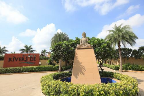Hotel Flora Riverside- Luxury Villas With Private Pool