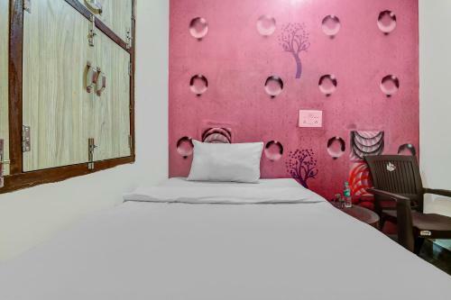 Hotel Oyo 85846 Royal Inn
