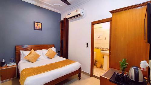 Hotel Mahesh By Shrigo Hotels