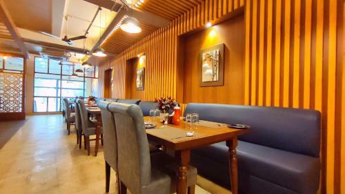 Hotel Mahesh By Shrigo Hotels