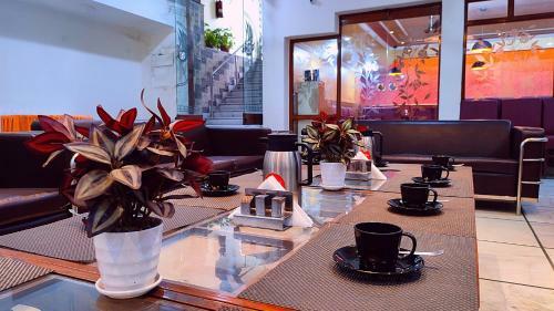 Hotel Mahesh By Shrigo Hotels