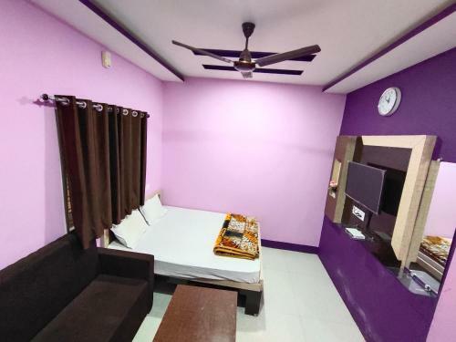 Hotel Nimar Palace