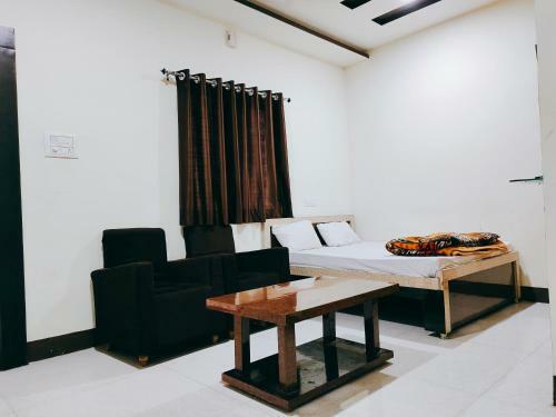 Hotel Nimar Palace