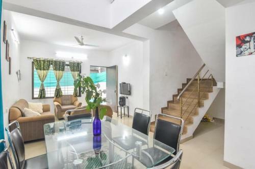 Empyrean Stays 2bhk Mazzelo Villa