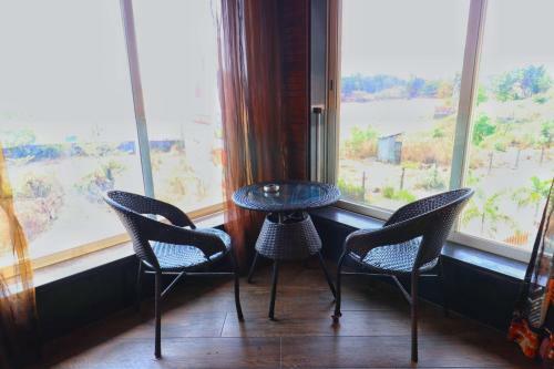 Monsoon Lake Hotel Lonavala