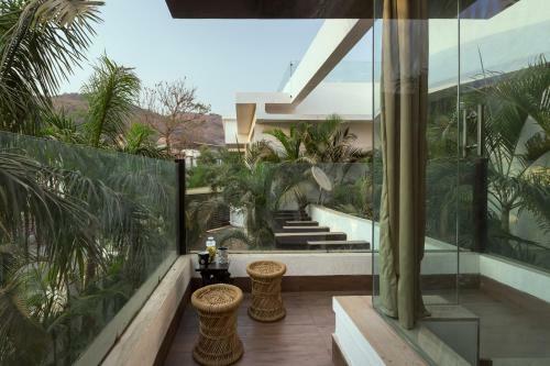 Villa Saffronstays Vedanta, Lonavala