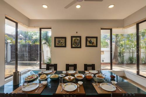 Villa Saffronstays Vedanta, Lonavala