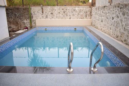 Kohinoor Villa 3bhk AC With Private Pool
