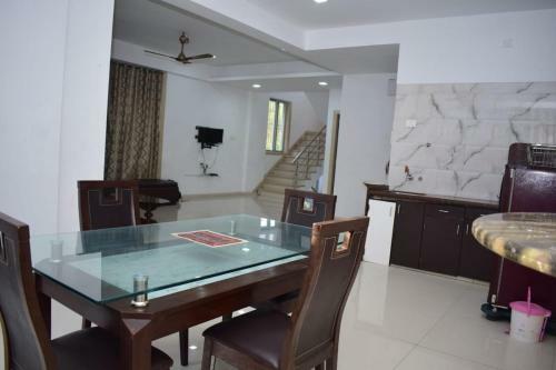 Kohinoor Villa 3bhk AC With Private Pool