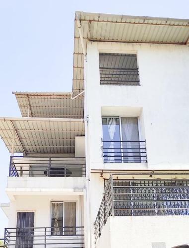 Kohinoor Villa 3bhk AC With Private Pool