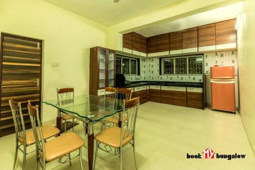 6 Bhk Krishna Villa