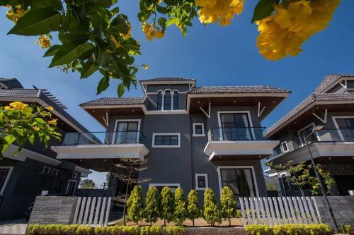 Villa Stayvista At Hillside Cove
