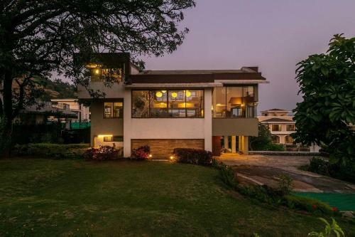 Villa Stayvista At Windchimes