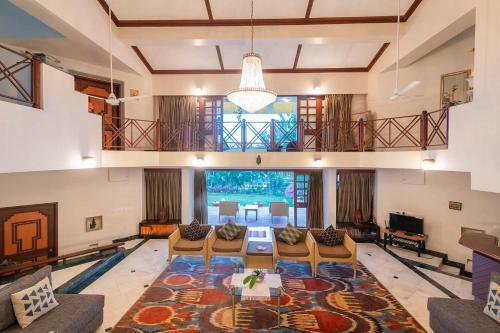 Villa Stayvista At Shantam House